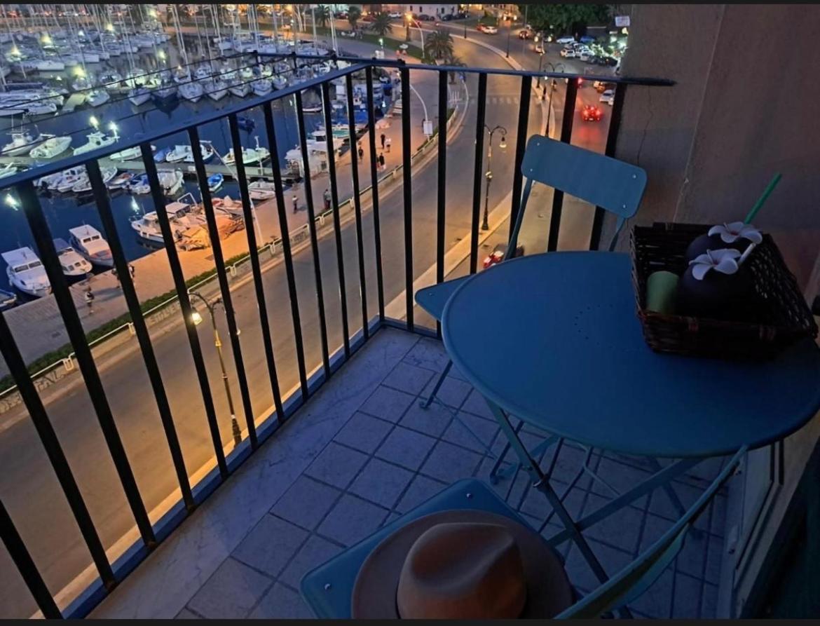 Cala Mare Apartment Palermo Ngoại thất bức ảnh